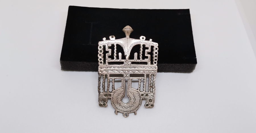 ÜZERİ KALEM İŞÇİLİKLİ OSMANLI DÖNEMİ HATTAT SANDIĞI KİLİT APLİĞİ