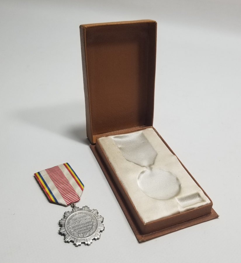 ORİJİNAL KUTUSUNDA NADİR SOVYET KURTULUŞ MADALYASI