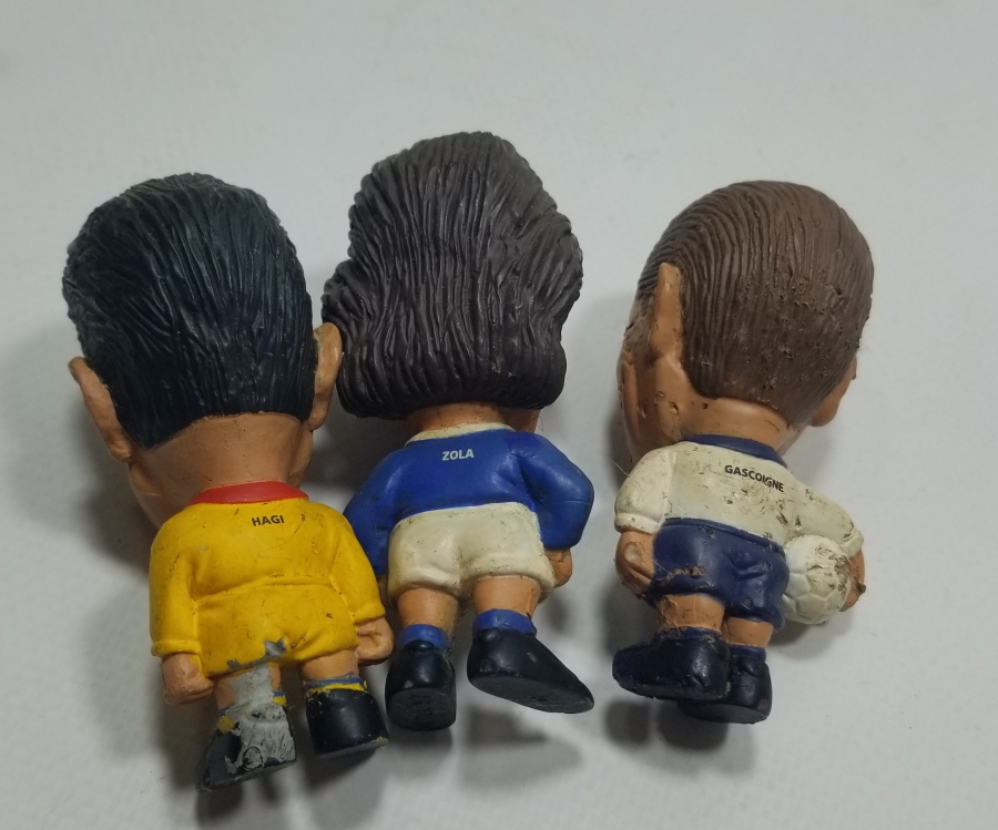 ANTİKA OYUNCAK FUTBOLCU FİGÜRLERİ