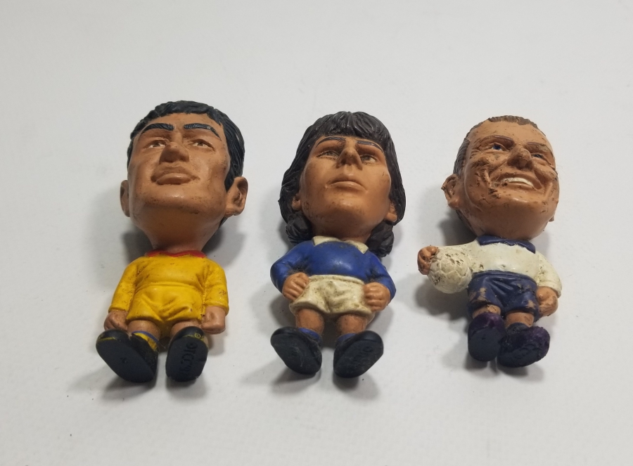 ANTİKA OYUNCAK FUTBOLCU FİGÜRLERİ