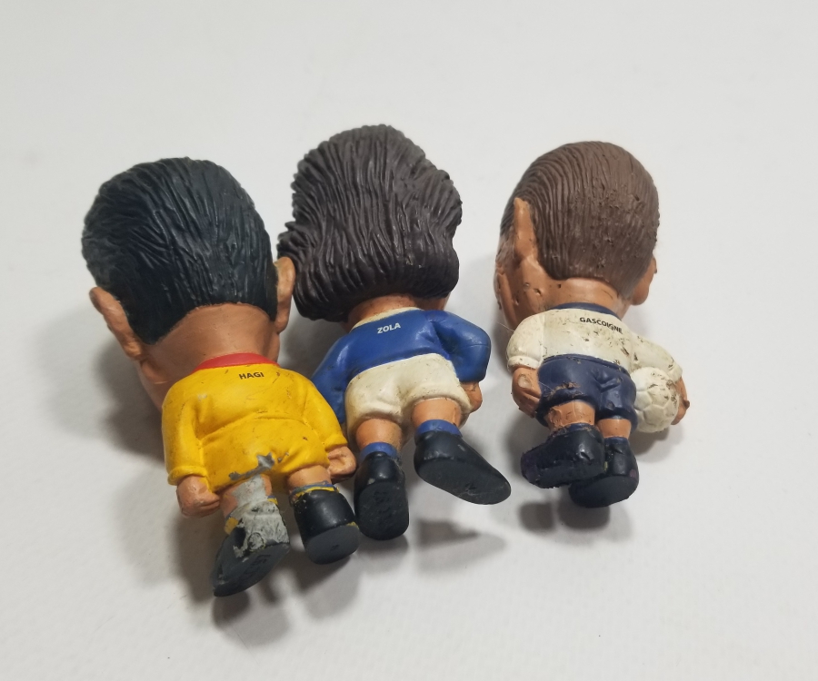 ANTİKA OYUNCAK FUTBOLCU FİGÜRLERİ