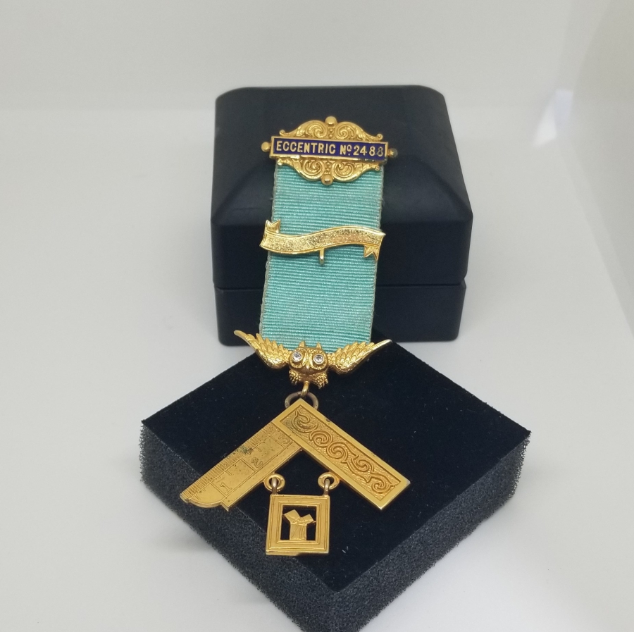 ALTIN KAPLAMA ANTİKA MASONİK MADALYA