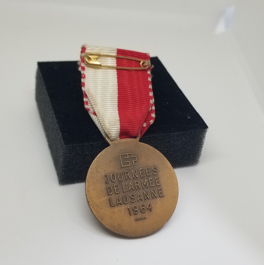 1964 TARİHLİ ORİJİNAL ASKISIYLA AVRUPA MADALYA