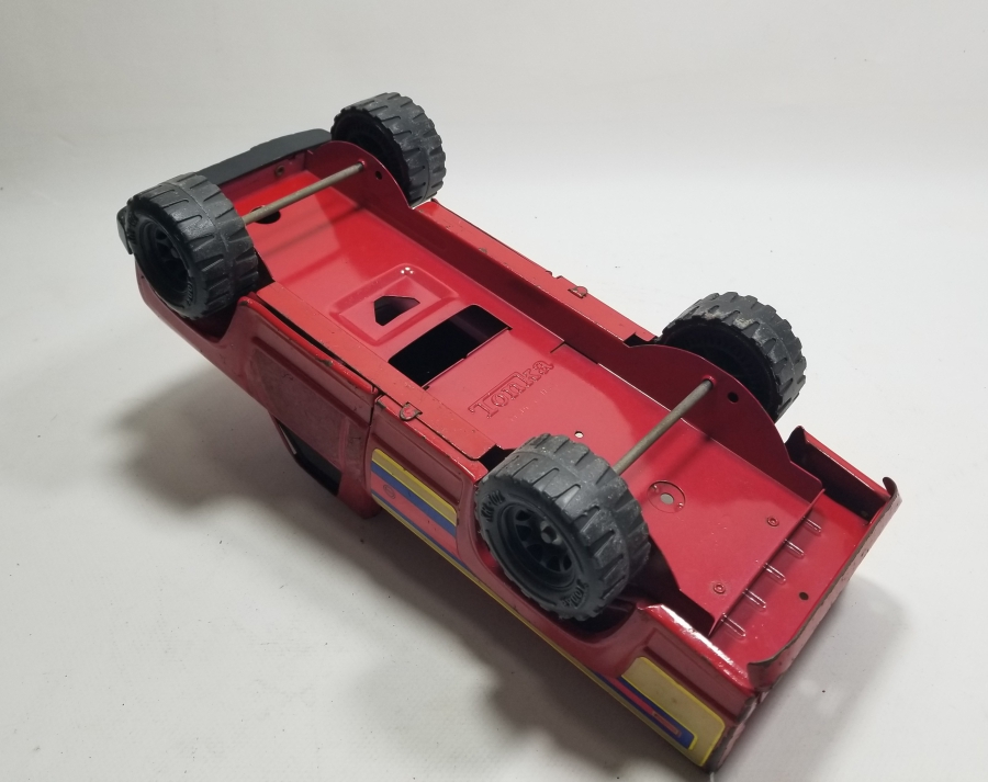 AMERİKAN YAPIMI ANTİKA TONKA METAL OYUNCAK KAMYONET