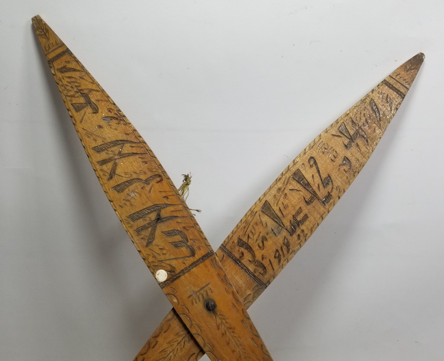 EL YAPIMI ANTİKA AHŞAP DUVAR ÇATAL KAŞIĞI