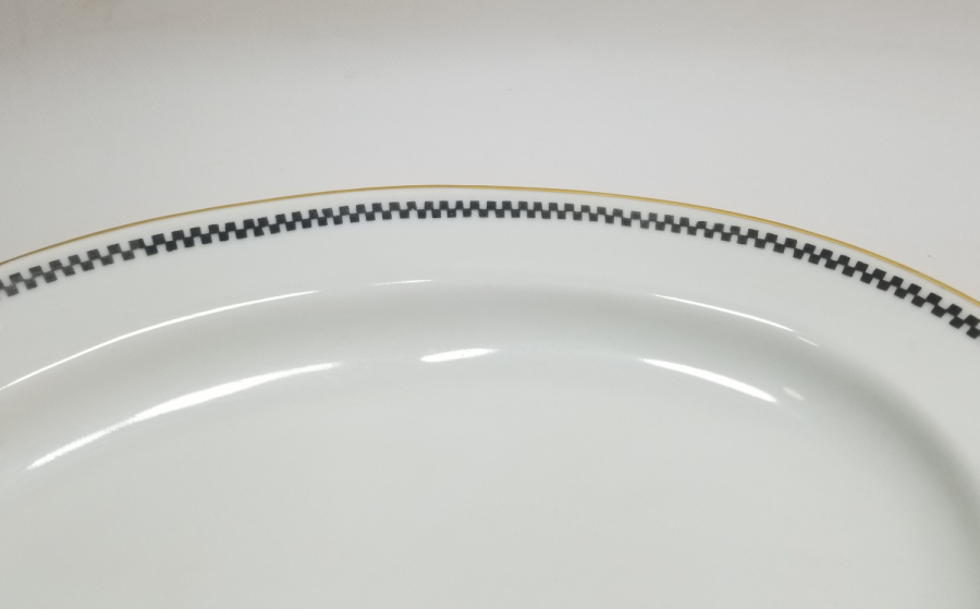 ARKASI OSMANLICA YAZILI VE ALTIN VARAKLI PORSELEN SALATA TABAĞI