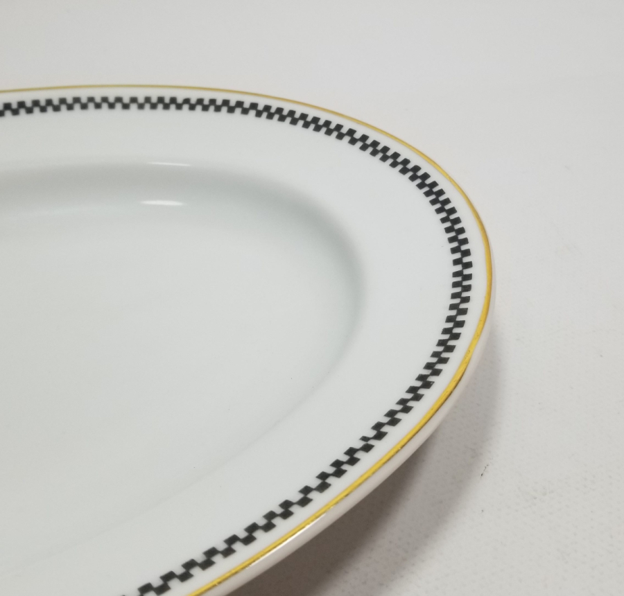 ARKASI OSMANLICA YAZILI VE ALTIN VARAKLI PORSELEN SALATA TABAĞI