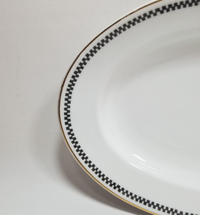 ARKASI OSMANLICA YAZILI VE ALTIN VARAKLI PORSELEN SALATA TABAĞI