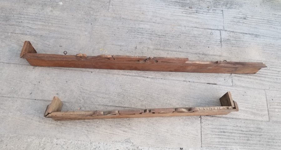 OSMANLI DÖNEMİ TESTERE İŞÇİLİKLİ İKİ ADET AHŞAP AYNA ÜSTÜ