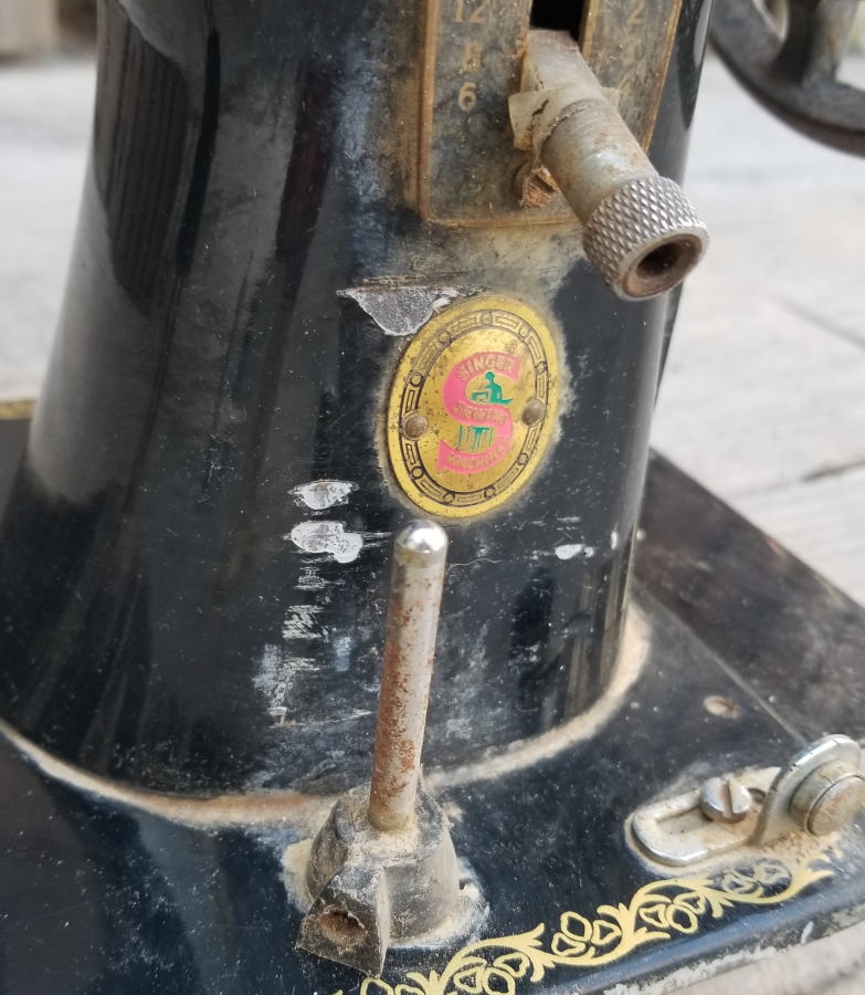 ANTİKA SİNGER DİKİŞ MAKİNESİ