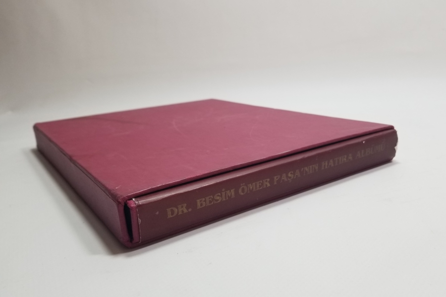DOKTOR BESİM ÖMER PAŞA'NIN HATIRA ALBÜMÜ İSİMLİ PRESTİJ KİTAP