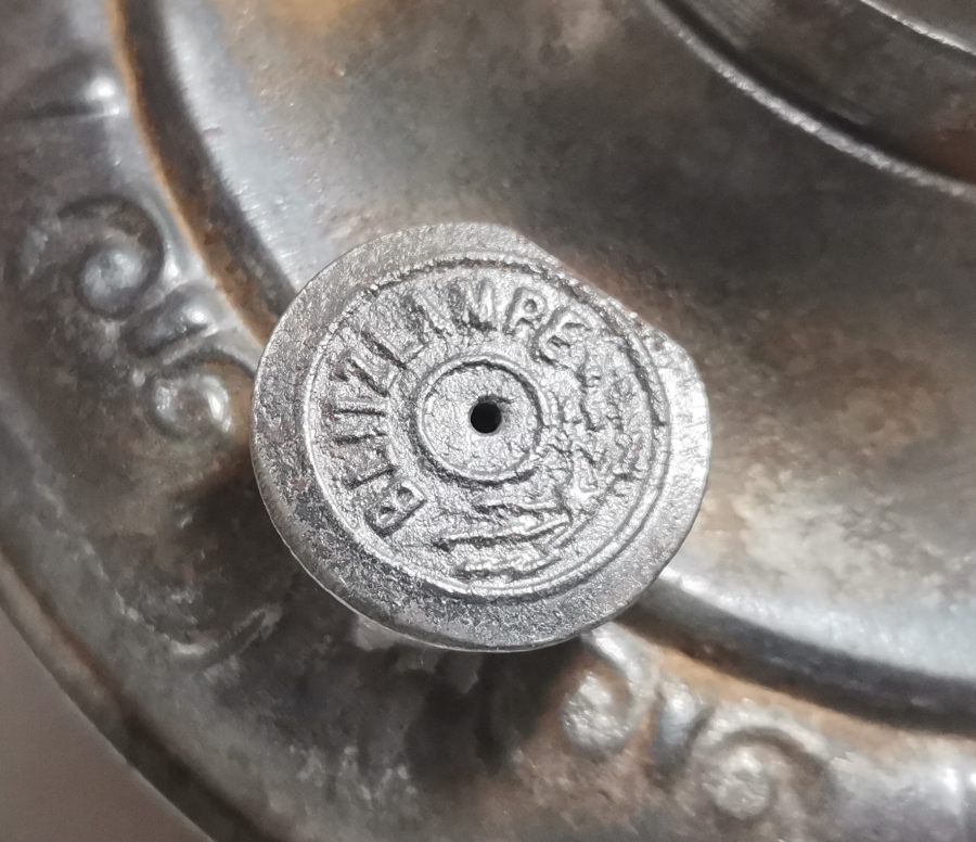 KABARTMA İŞÇİLİKLİ NADİR TİPTE OSMANLI DÖNEMİ GAZ LAMBASI