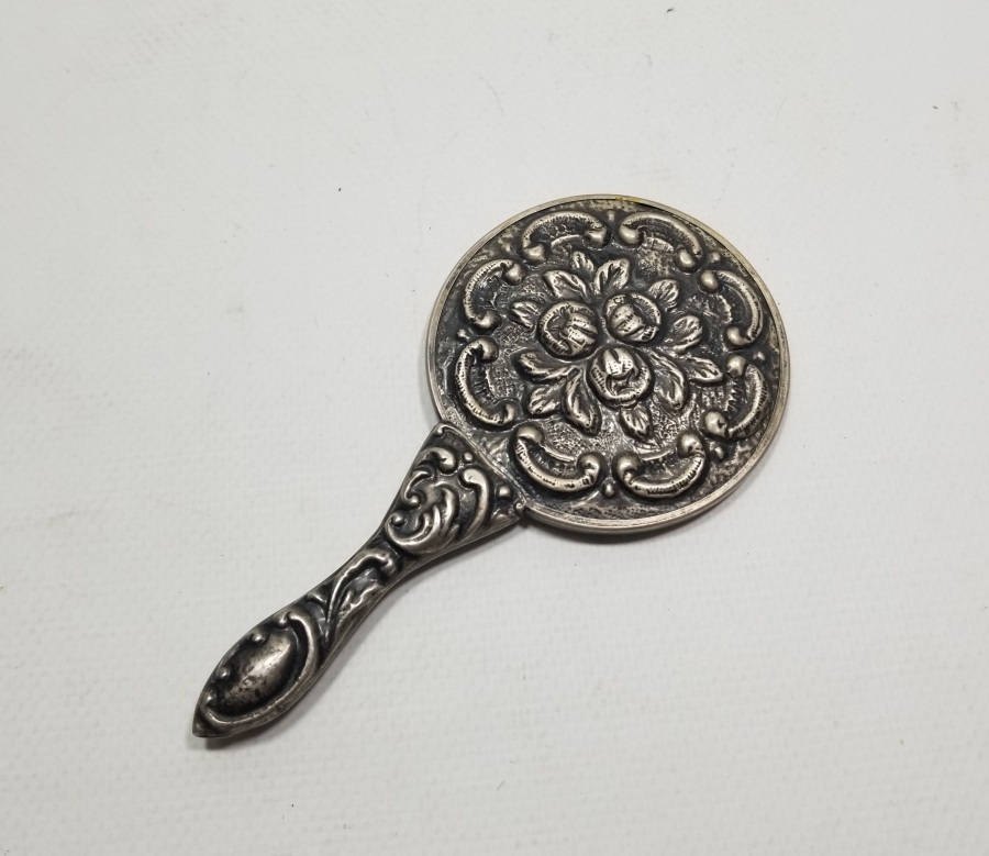 KABARTMA İŞÇİLİKLİ ANTİKA GÜMÜŞ EL AYNASI