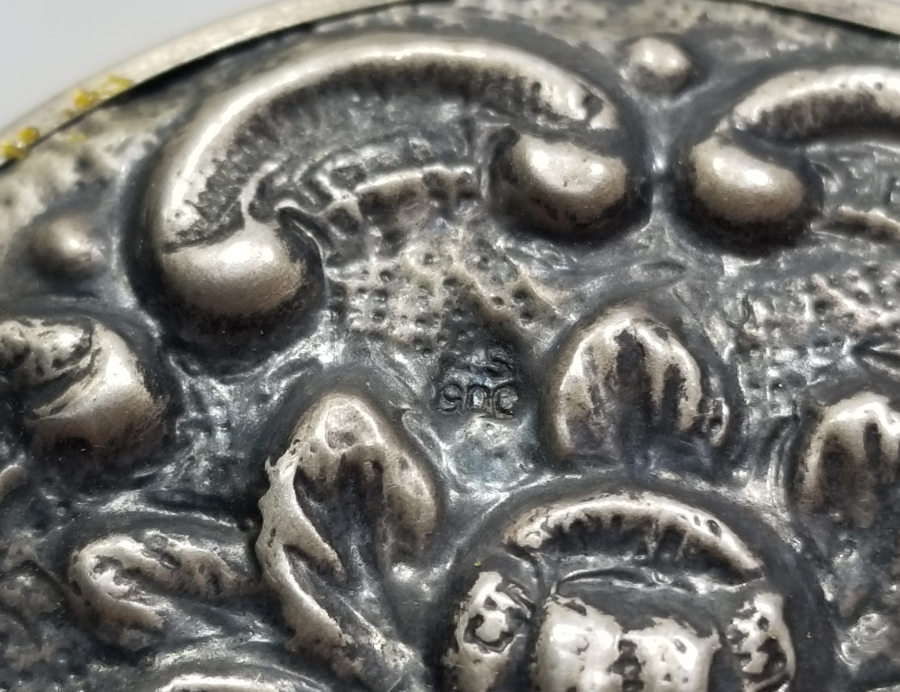 KABARTMA İŞÇİLİKLİ ANTİKA GÜMÜŞ EL AYNASI