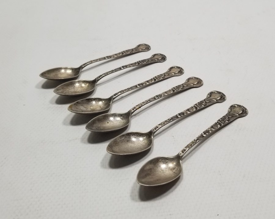 KABARTMA İŞÇİLİKLİ ANTİKA GÜMÜŞ ÇAY KAŞIĞI TAKIMI