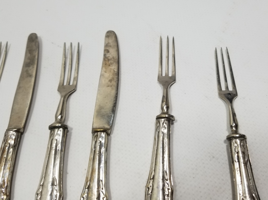 GÜMÜŞ SAPLI ANTİKA ÇATAL BIÇAK LOTU