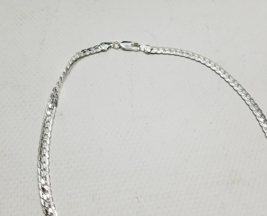 KABARTMA İŞÇİLİKLİ GÜMÜŞ ZİNCİR