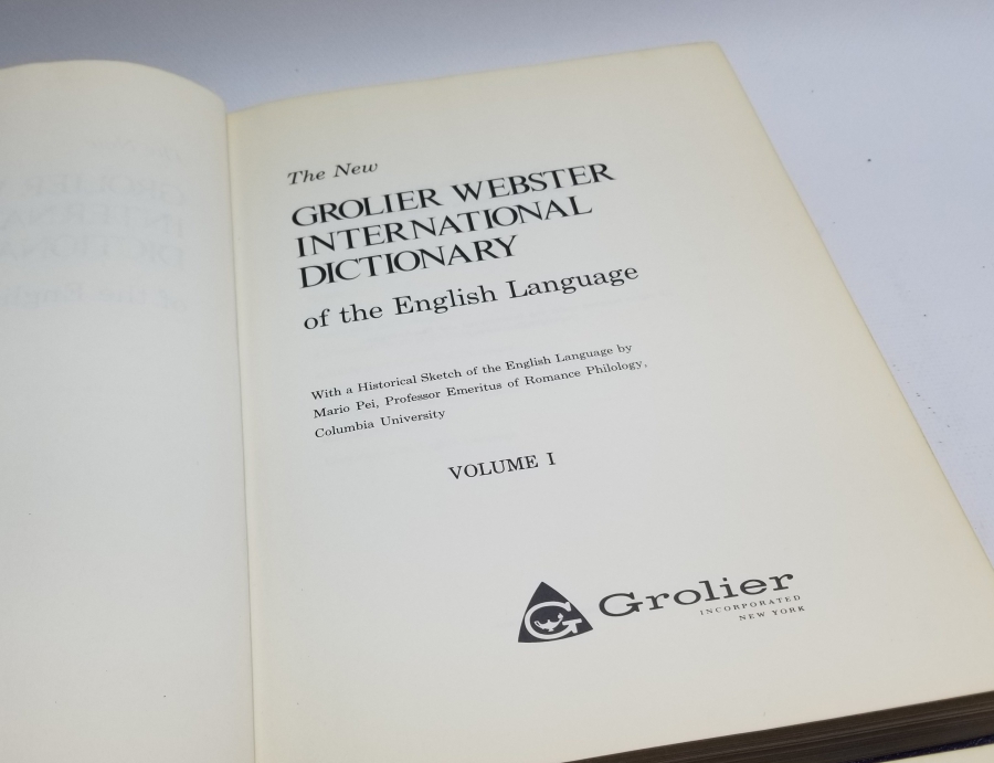 İKİ CİLT ANTİKA ULUSLARARASI İNGİLİZCE SÖZLÜK