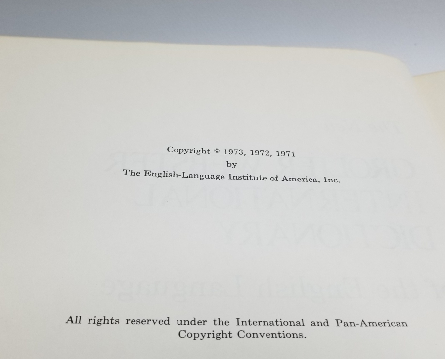 İKİ CİLT ANTİKA ULUSLARARASI İNGİLİZCE SÖZLÜK