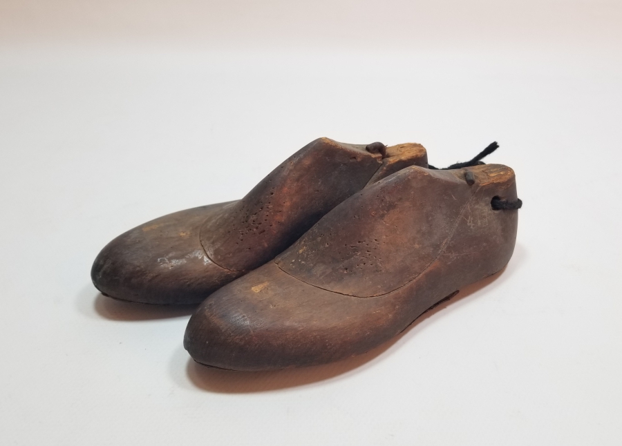 OSMANLI DÖNEMİ EL YAPIMI AHŞAP AYAKKABICI KALIBI