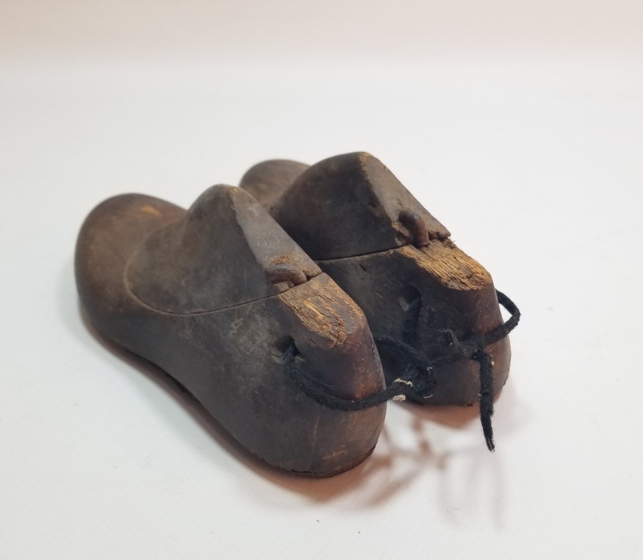 OSMANLI DÖNEMİ EL YAPIMI AHŞAP AYAKKABICI KALIBI