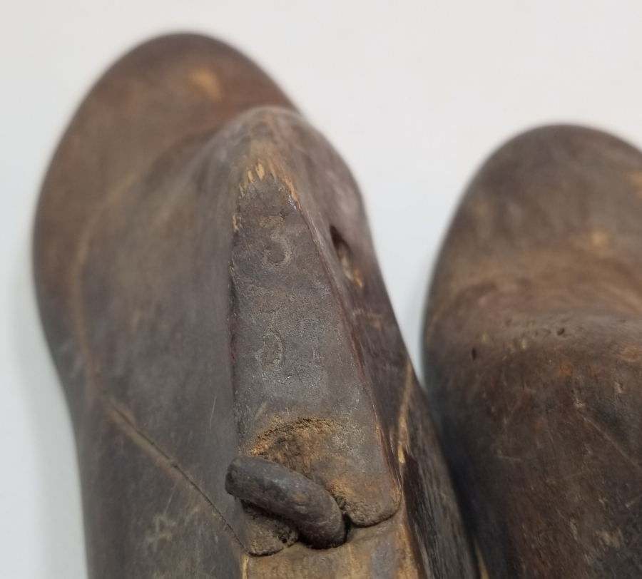 OSMANLI DÖNEMİ EL YAPIMI AHŞAP AYAKKABICI KALIBI