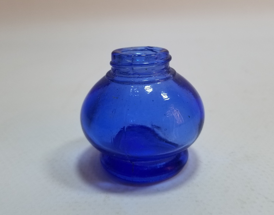 NADİR RENKTE ANTİKA MİNİ İDARE LAMBASI HAZNESİ