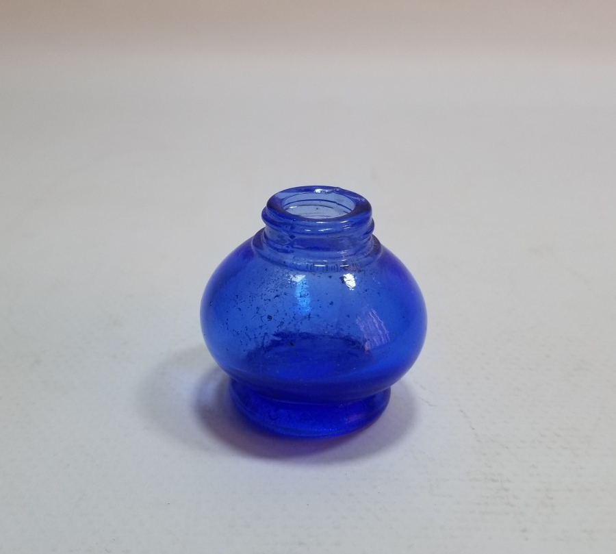 NADİR RENKTE ANTİKA MİNİ İDARE LAMBASI HAZNESİ