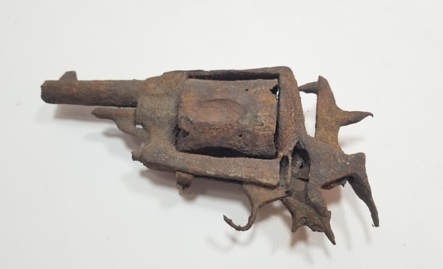 1. DÜNYA SAVAŞI DÖNEMİ OSMANLI SUBAY TABANCASI İSKELETİ