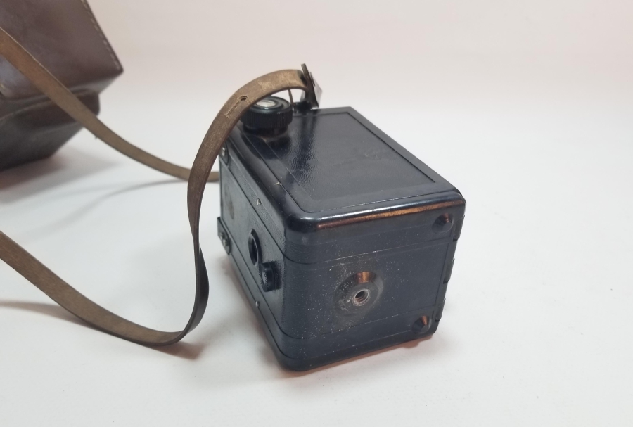 ORİJİNAL DERİ KUTUSUNDA ANTİKA LUBİTEL 2 MARKA FOTOĞRAF MAKİNESİ