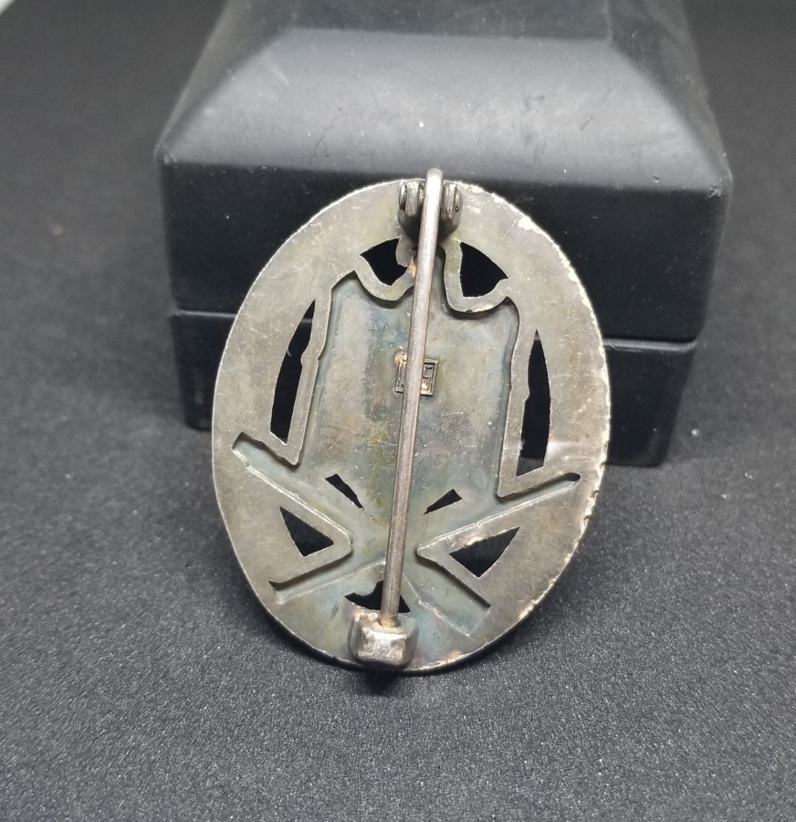 2. DÜNYA SAVAŞI DÖNEMİ NAZİ SUBAY MADALYASI