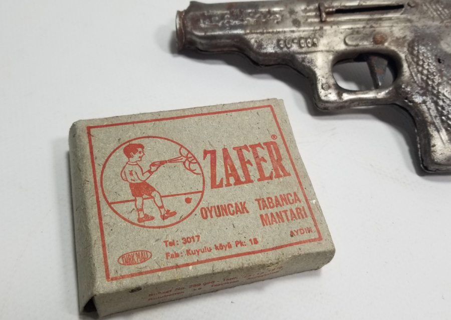 ORİJİNAL MANTARLARIYLA ANTİKA MANTAR TABANCASI