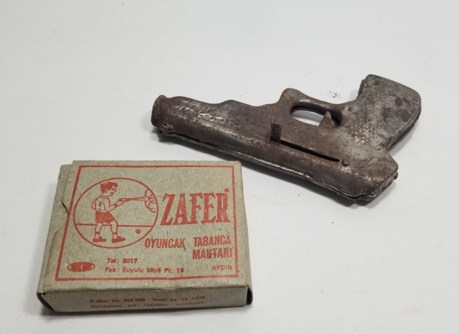 ORİJİNAL MANTARLARIYLA ANTİKA MANTAR TABANCASI