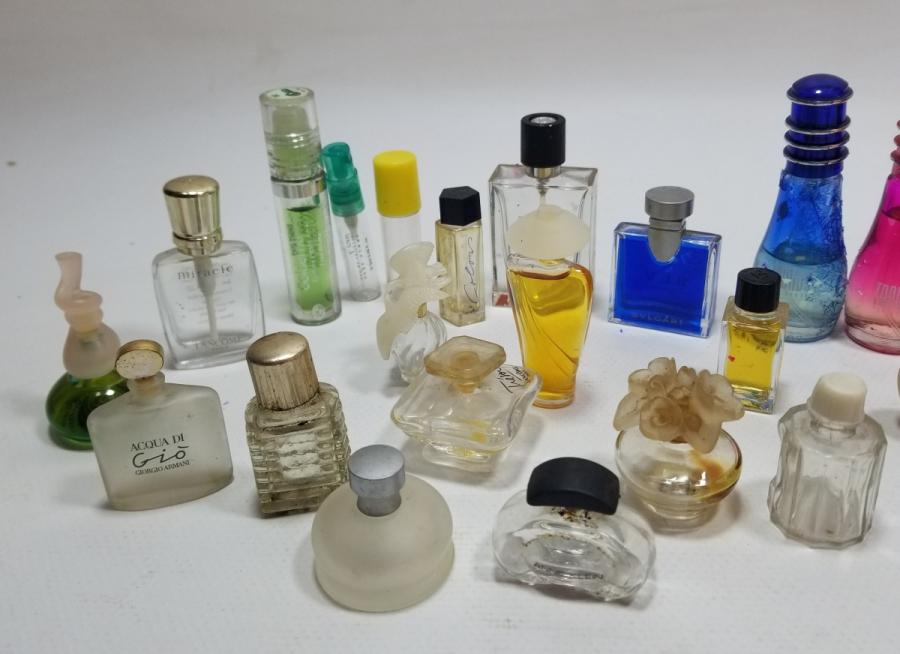 ANTİKA PARFÜM ŞİŞESİ LOTU