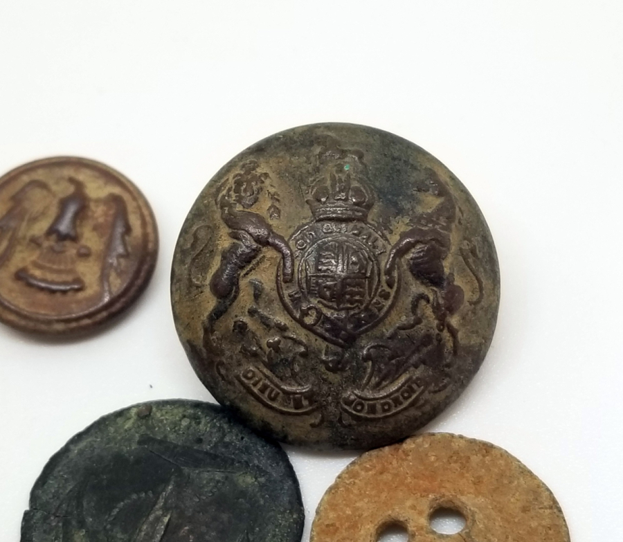 1. DÜNYA SAVAŞI DÖNEMİ İNGİLİZ VE FRANSIZ DÜĞME LOTU