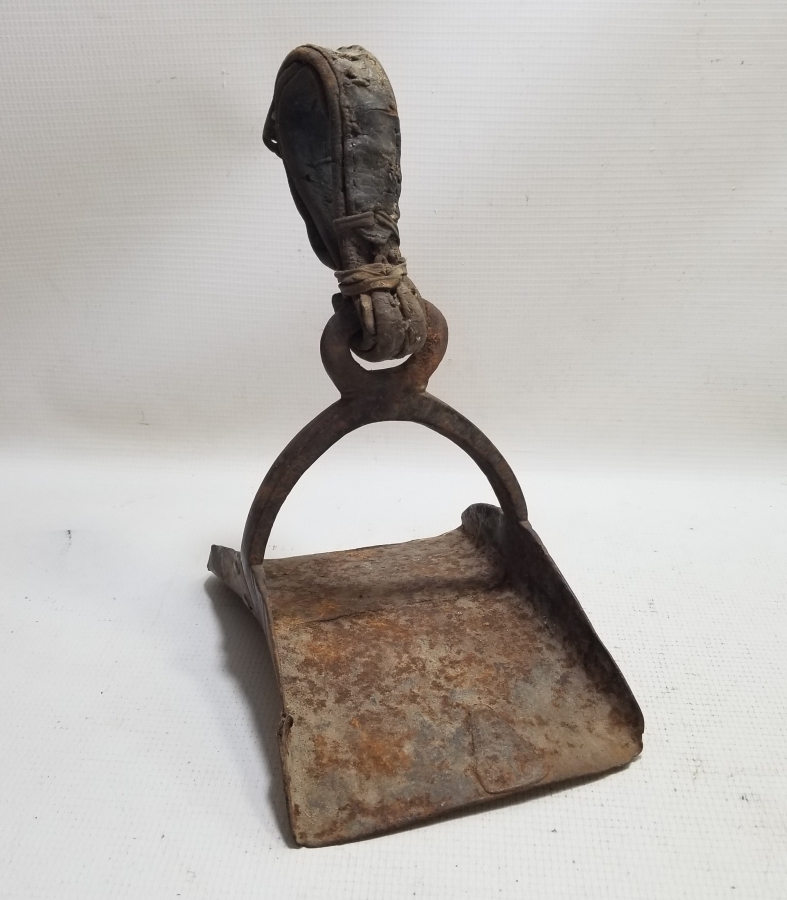 OSMANLI DÖNEMİ BÜYÜK BOY ÇERKES AT ÜZENGİSİ