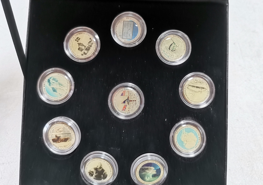 GÜNEY KUTBUNUN KEŞFİNİN 100. YILI HATIRASI GÜMÜŞ KAPLAMA PARA SETİ