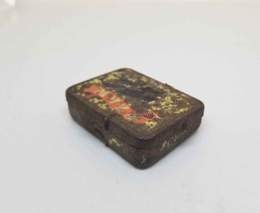 ANTİKA METAL GRAMAFON İĞNELERİ KUTUSU