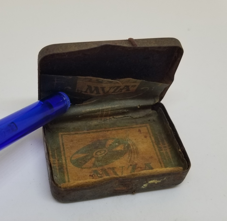 ANTİKA METAL GRAMAFON İĞNELERİ KUTUSU