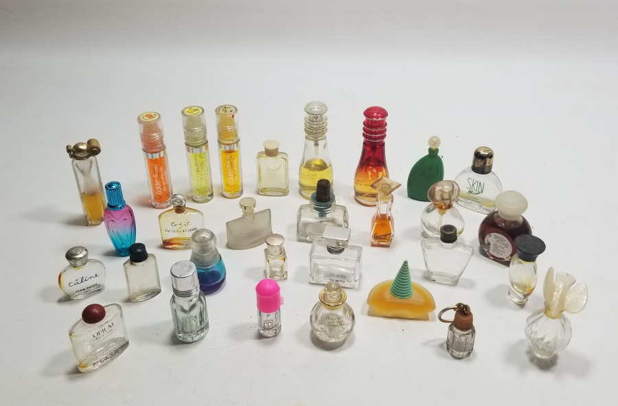 ANTİKA PARFÜM ŞİŞESİ LOTU