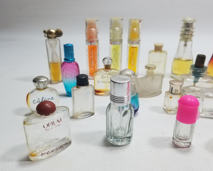 ANTİKA PARFÜM ŞİŞESİ LOTU