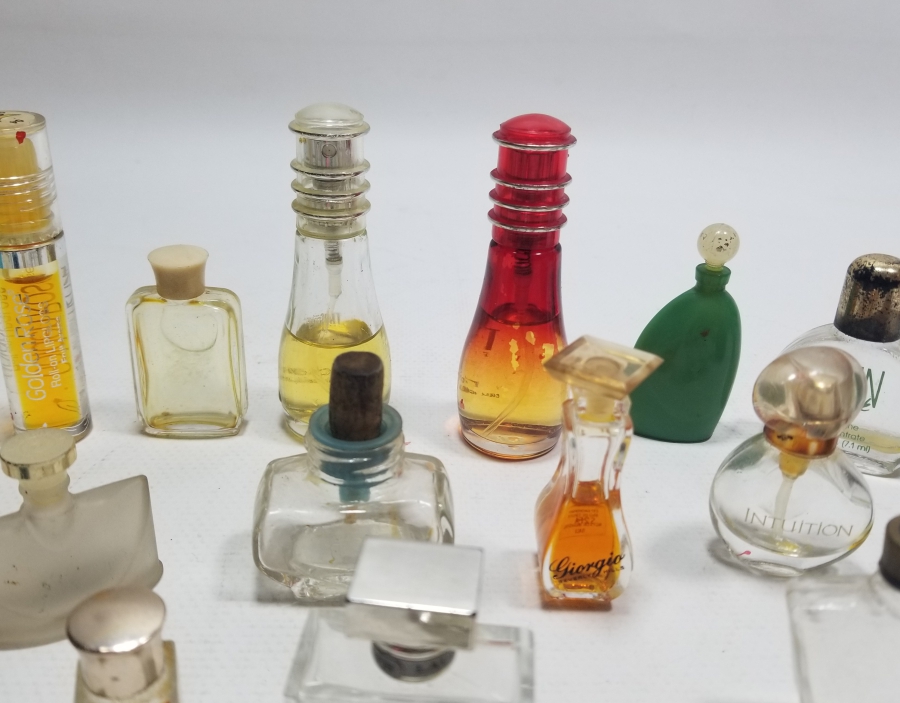 ANTİKA PARFÜM ŞİŞESİ LOTU