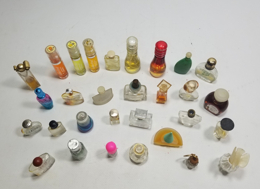 ANTİKA PARFÜM ŞİŞESİ LOTU