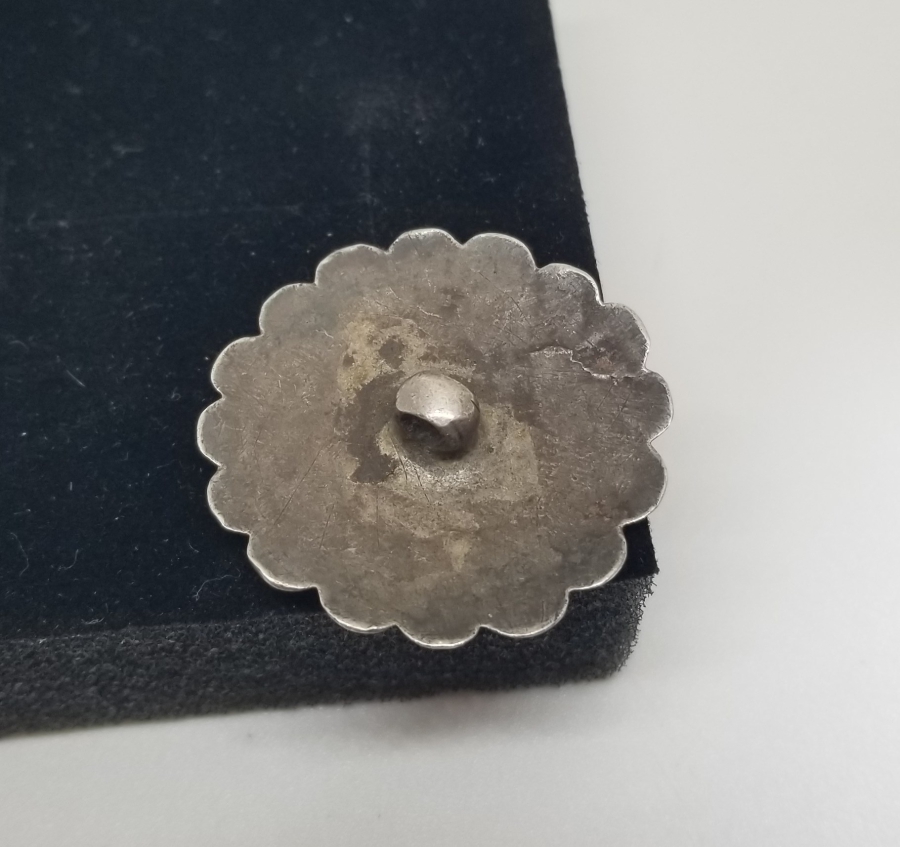 ÜZERİ ÇARKIFELEKLİ OSMANLI DÖNEMİ SAVATLI GÜMÜŞ DÜĞME