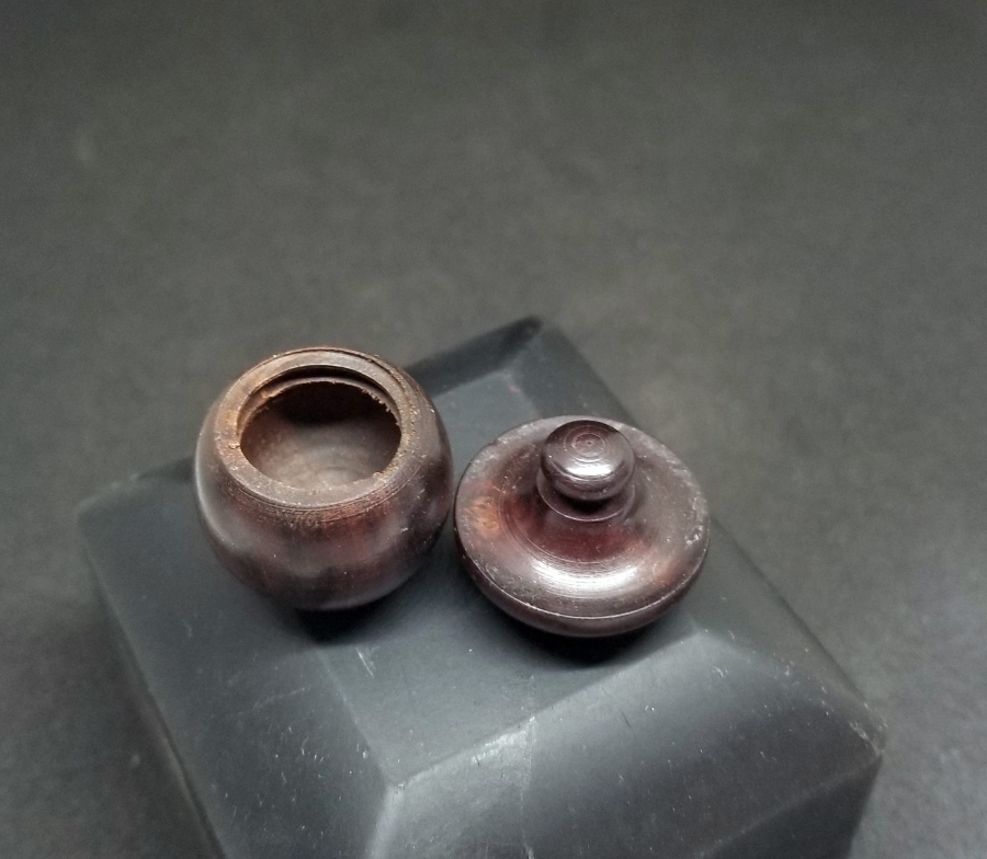 ANTİKA AHŞAP SAKIZLIK