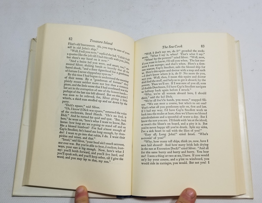 İNGİLİZCE HAZİNE ADASI İSİMLİ KİTAP