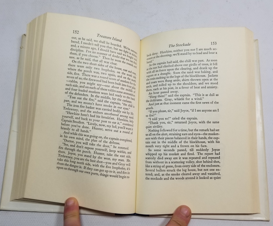 İNGİLİZCE HAZİNE ADASI İSİMLİ KİTAP