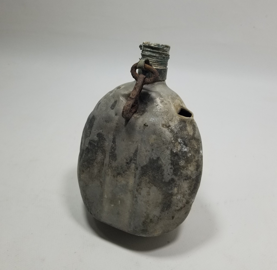 ÜZERİNDE SAHİBİNİN ADI VE KÜNYESİ YAZILI NADİR 2. DÜNYA SAVAŞI İNGİLİZ MATARA