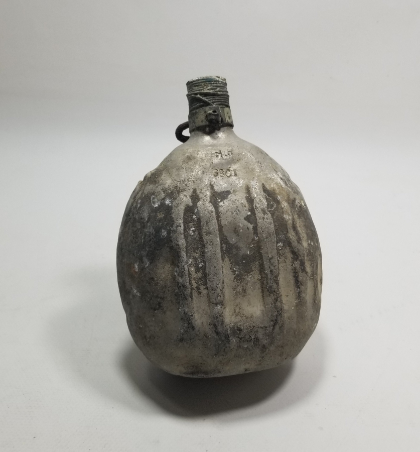 ÜZERİNDE SAHİBİNİN ADI VE KÜNYESİ YAZILI NADİR 2. DÜNYA SAVAŞI İNGİLİZ MATARA