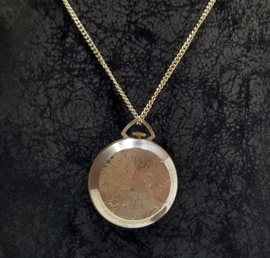 ALTIN KAPLAMA KURMALI ANTİKA KOLYE SAAT